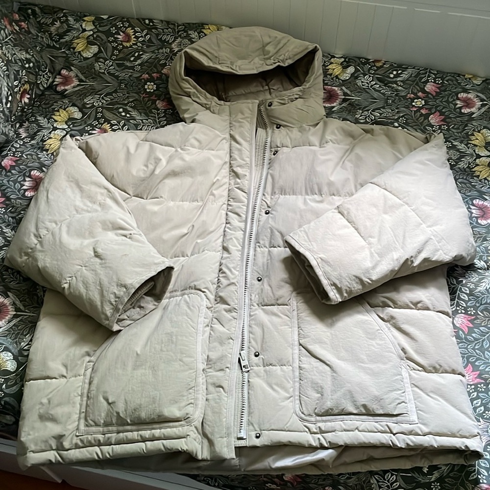 Like new madewell quilted puffy coat. Size 2x, worn twice